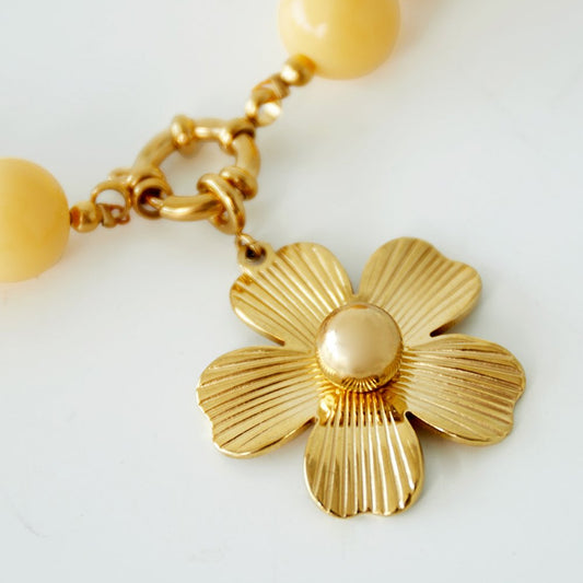 Daily Essential Charms Flower Goud